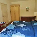 Appartement Scarlet Flower - Maggiore Meina