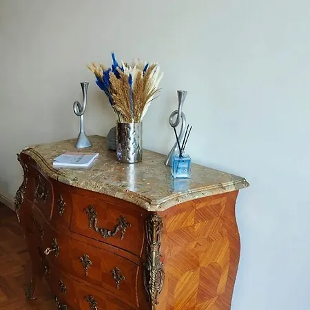 Daire Scarlet Flower - Maggiore *