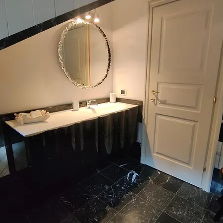 Scarlet Flower - Maggiore Апартаменты