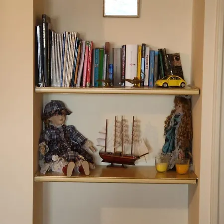 Apartment Scarlet Flower - Maggiore